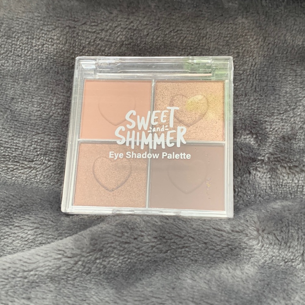 Sweet Shimmer Eyeshadow palette
